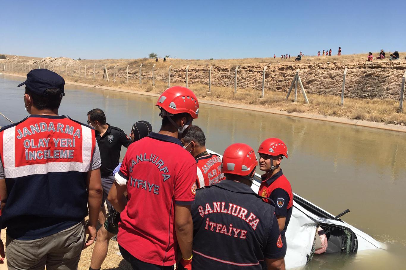 Şanlıurfa’da sulama kanalına düşen araçtaki 3 kardeş hayatını kaybetti
